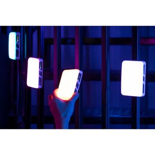 Комплект светодиодных осветителей Godox Knowled C5R-K8 с зарядным кейсом, фото , изображение 12