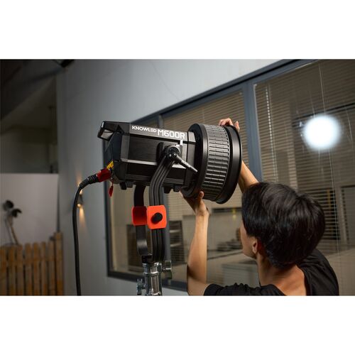Осветитель светодиодный Godox Knowled M600R студийный, фото , изображение 18