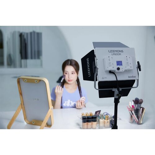 Осветитель светодиодный Godox LITEMONS LP600R, фото , изображение 11