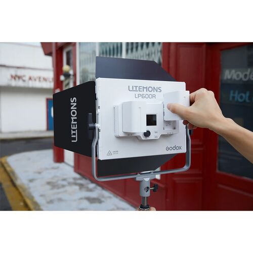 Осветитель светодиодный Godox LITEMONS LP600R, фото , изображение 10