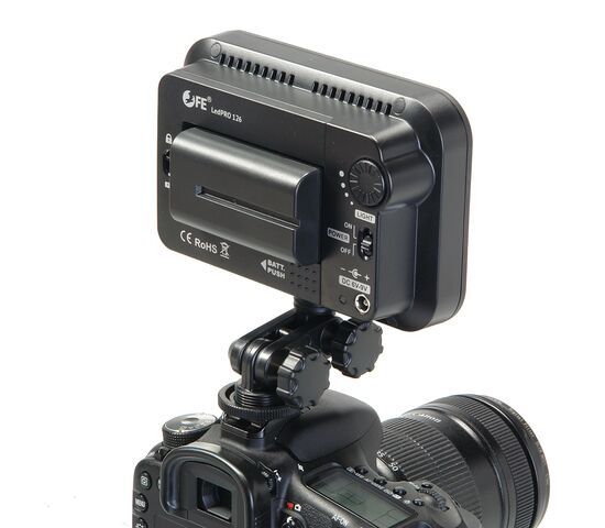 Накамерный светодиодный осветитель Falcon Eyes LedPRO 126, фото , изображение 4