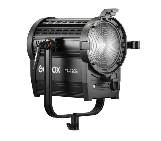 Осветитель светодиодный Godox F7-120Bi K2 с линзой Френеля, фото , изображение 8