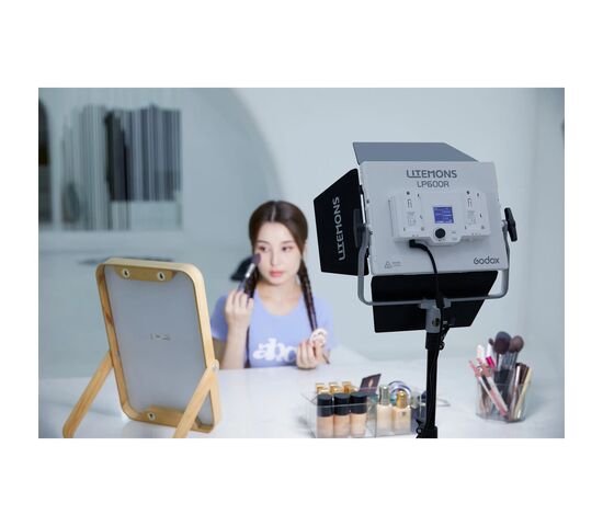 Осветитель светодиодный Godox LITEMONS LP600R, фото , изображение 11